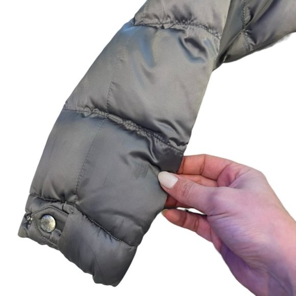 Prada Authentic Silver Gray Short Down Puffer Quilted Fox Fur Hood 40/XS $1500 - Picture 11 of 16